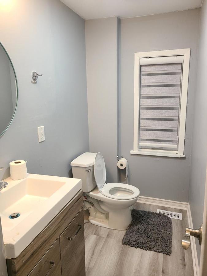 Downtown Ottawa Spacious Room Accommodation מראה חיצוני תמונה